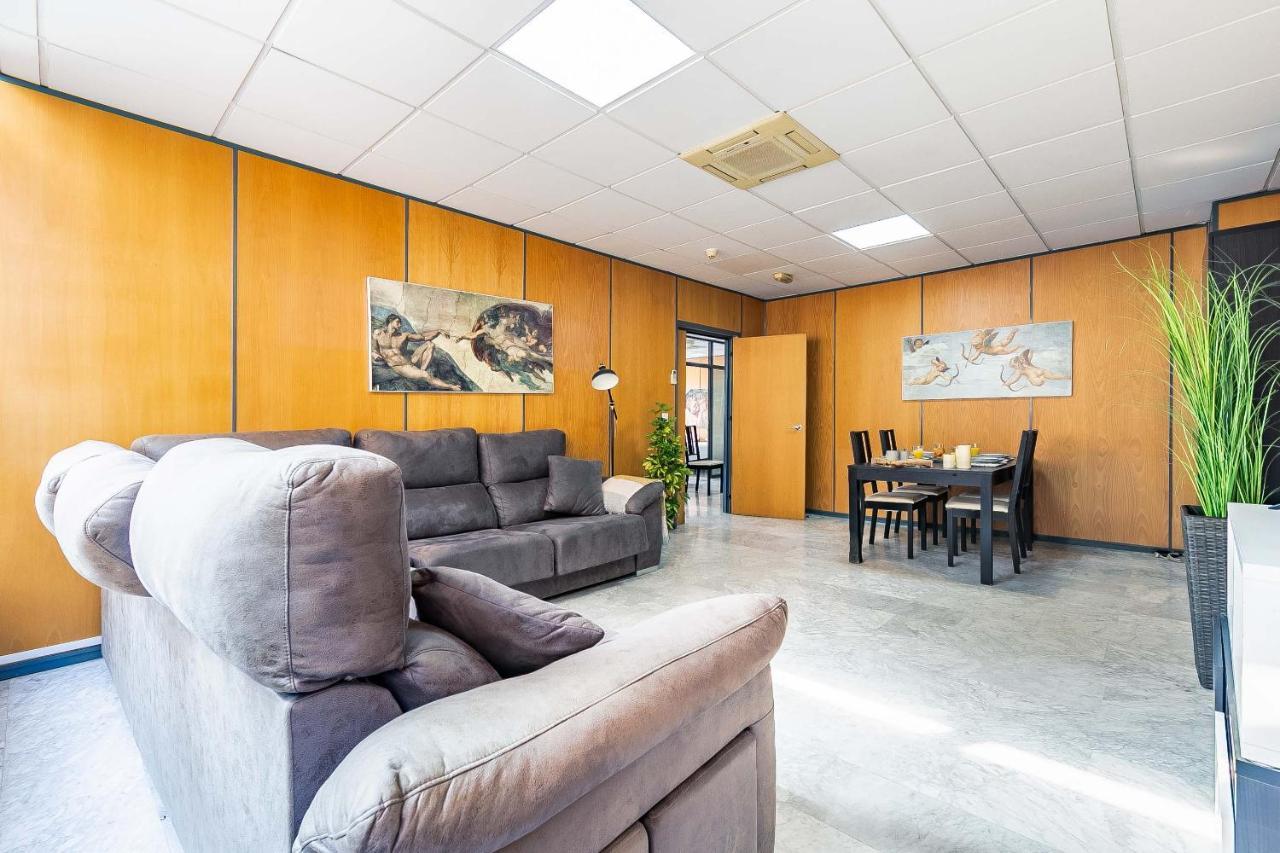 Grand Soho Ofihouse Malaga Lägenhet Exteriör bild
